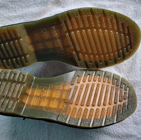 NWOT New Doc Martens Rainbow Sequins Oxford Lace up Shoes Size 7 women's - Picture 7 of 15